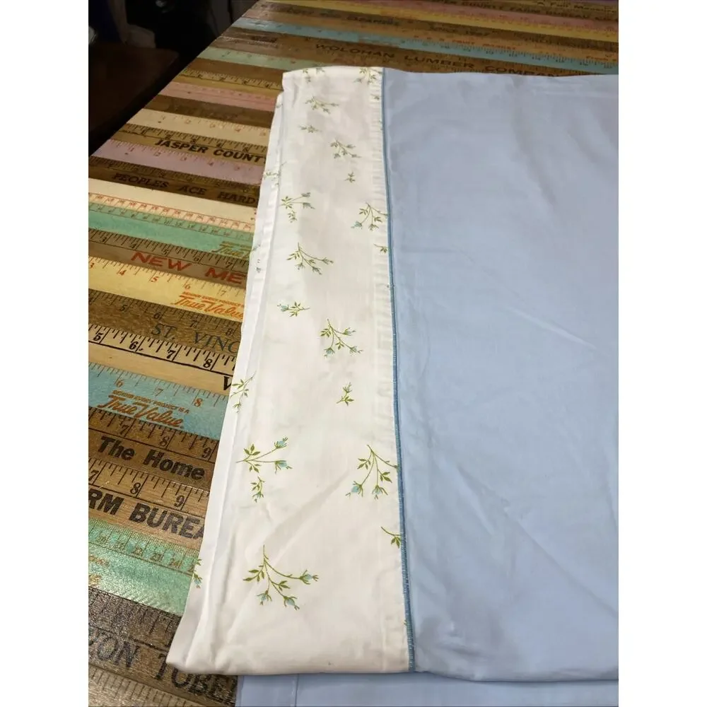 Vintage Cannon Combspun Percale Full Flat Top Sheet Blue Ditsy Floral Roses